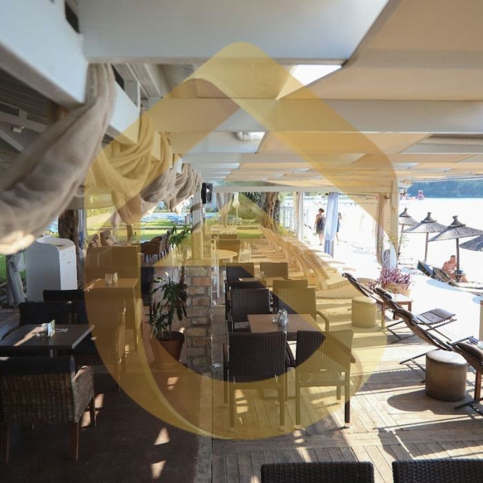 1218103 – Κέρκυρα | Παραθαλάσσιο ξενοδοχείο 800 τ.μ. με 18 δωμάτια, σε έκταση 4.000 τ.μ. και ανεμπόδιστη θέα θάλασσα, €3.200.000